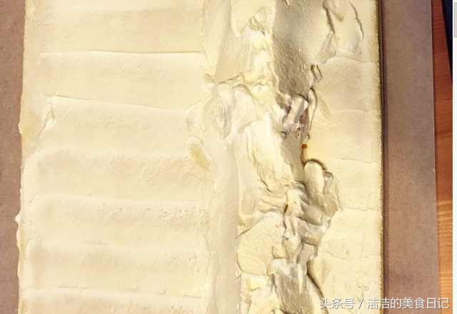 蛋糕卷不开裂怎么做,如何做不开裂的蛋糕卷