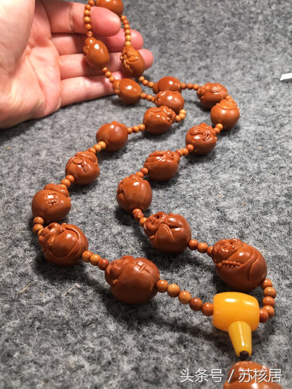 橄榄核雕刻十大名家的作品,橄榄核雕刻名家作品价格