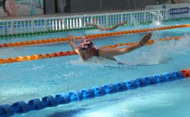 周末，淳小妹去看了一场比赛，是真的真的很不错