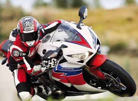 速度快换低速挡位怎么操作,如何能快速降挡降速