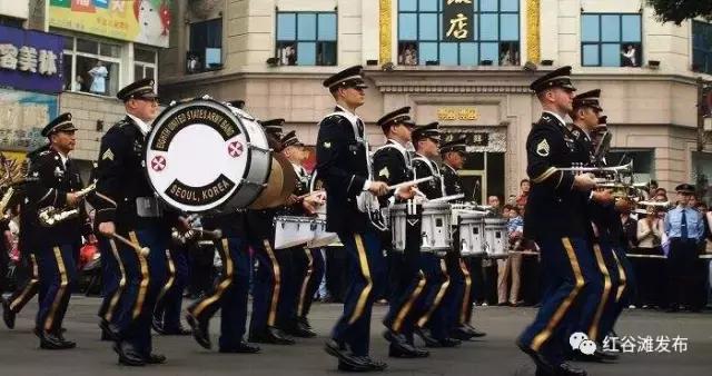 南昌陆军军乐团,南昌军乐团演奏视频