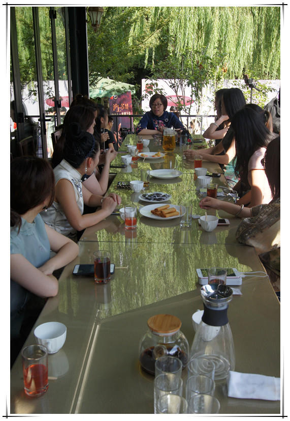 女人要一直美下去——海派旗袍趴’上的养生分享