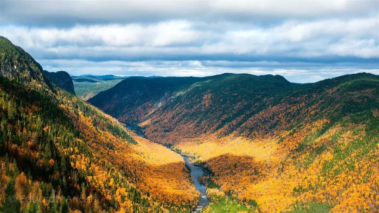 2018加拿大签证新政策是什么样的,2017加拿大签证攻略