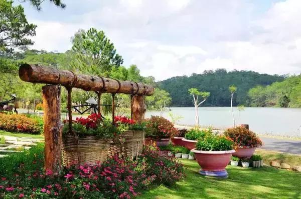 广州可以坐高铁去丽江吗,广州可以坐火车去越南吗