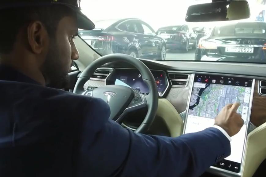 特斯拉 迪拜土豪 (迪拜土豪200辆特斯拉)