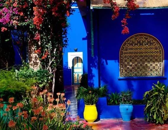 时装大师圣罗兰的秘密花园到底什么样？