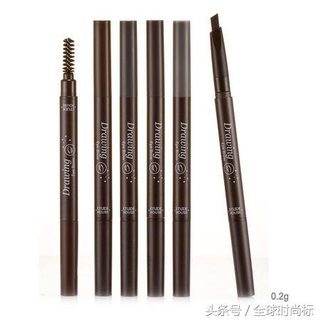 纹眉三百元和两千元对比,一千多的纹眉和几百的差距