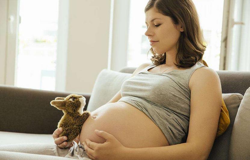 胎宝迟迟不出来怎么回事,胎宝宝不发育怎么回事