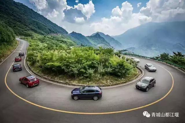 四川旅游一条很直的公路,四川唯一一条有路灯的高速公路