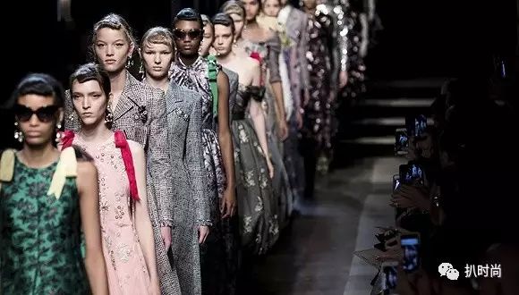 2018春夏伦敦时装周丨Burberry之外,还有什么可看?