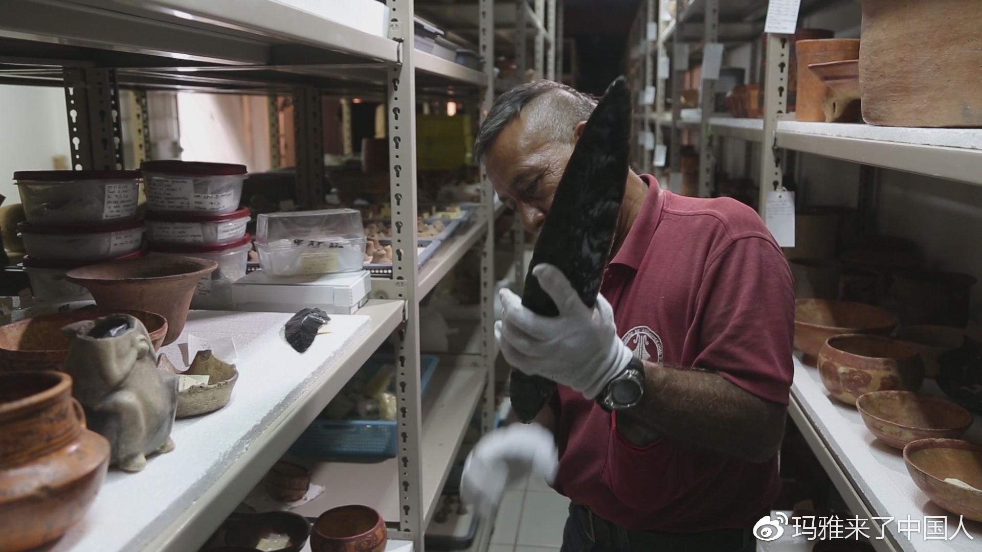 大自然的黑曜石是怎么形成的,黑曜石是哪个国家造的