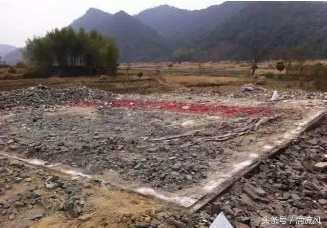 农村小伙80万自建别墅,农村自建小别墅多少钱