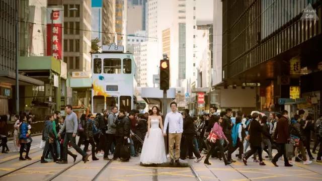 比胡霍纯洁的情侣照，怎样拍？