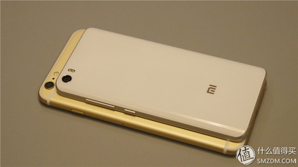 年轻人第一部旗舰机,年轻人的第一台手机小米