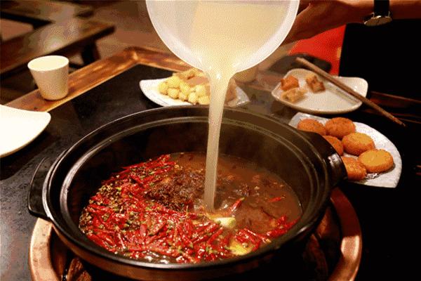 重庆的正宗火锅加盟的有哪些,重庆正宗老火锅加盟哪个好