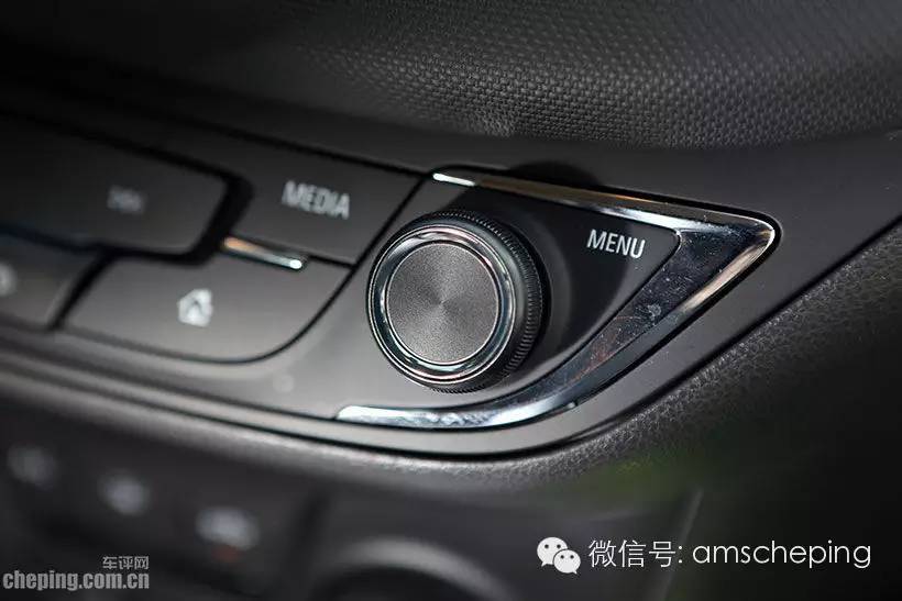 10万之内大空间的车,10万左右轿车大空间