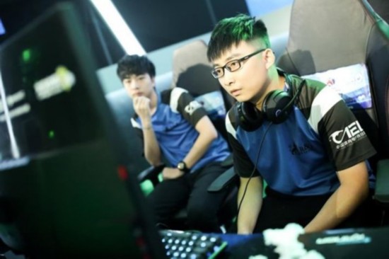 fifaonline3杩樿兘鐜╁悧,fifaonline3