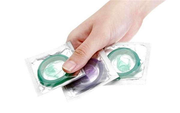 别让女人用自己的身体冒险，要爱，不要伤害