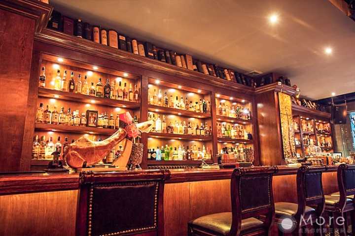 深夜酒馆｜在成都，总有一家酒吧适合你发朋友圈×PartOne