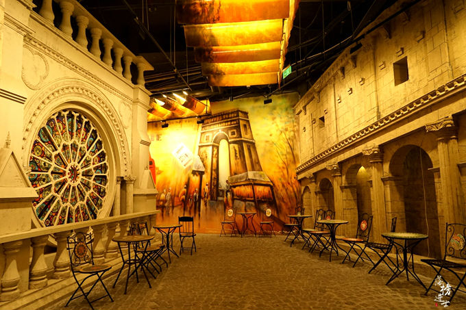 三亚天气一直显示下雨能去吗,十月中旬三亚天气下雨吗