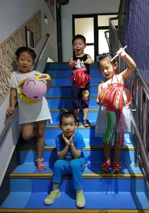 老师同学双节快乐,漂亮的老师祝你双节快乐