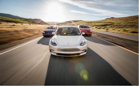 迪拜土豪对中国的东西有多稀奇,迪拜土豪的高科技产品