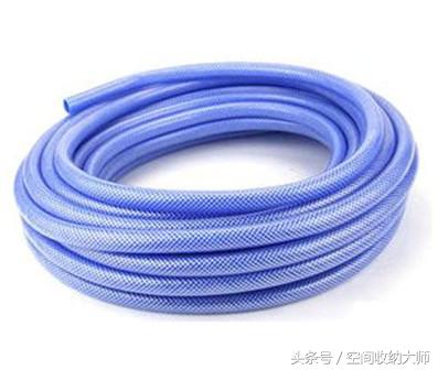 马桶堵了别再花冤枉钱！一卷胶带就能搞定，关键还不脏手