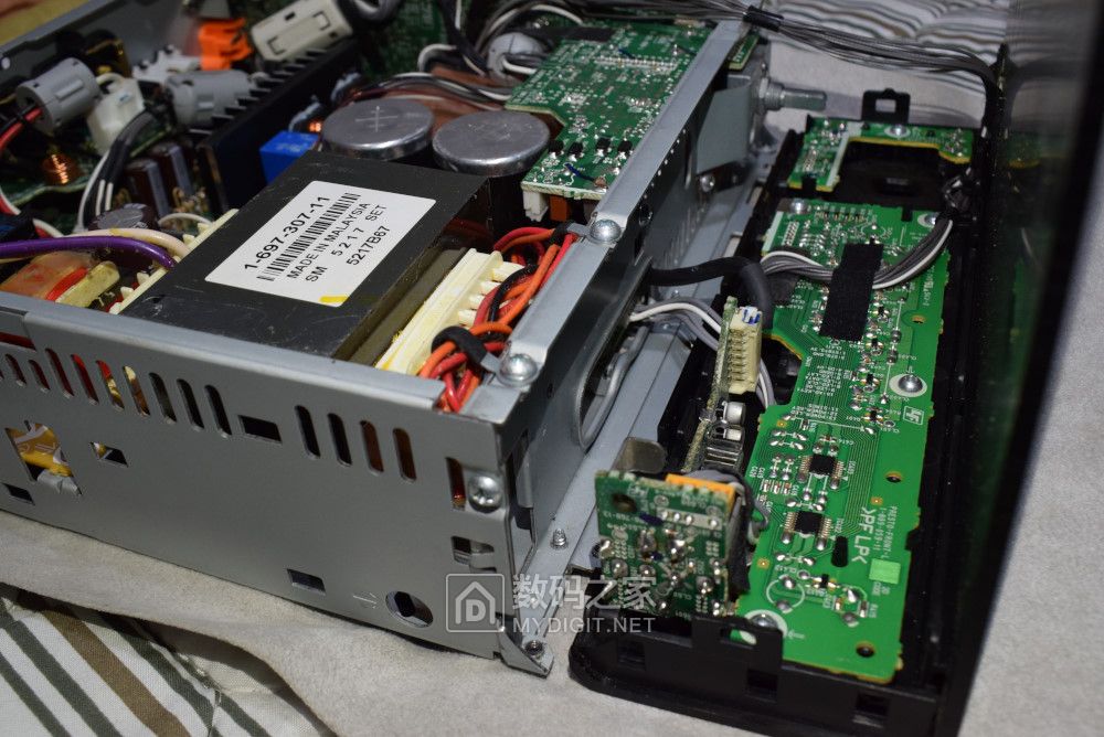 索尼uda1听感评测,索尼vf1功放拆解