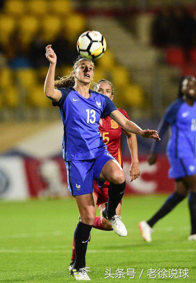 女足花式任意球,女足花式足球教学视频