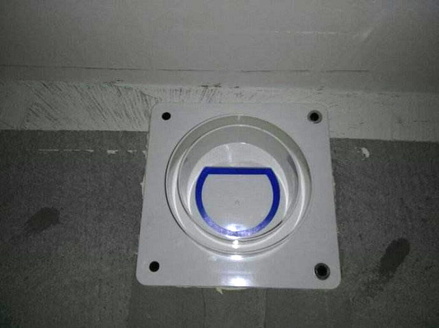 厨房做饭到处都是油怎么清理,厨房一年没用怎么都是油