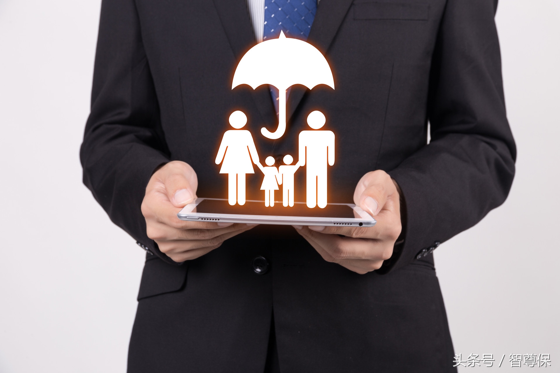 车险续保和账单分期哪个好做,车险分期有没有免息