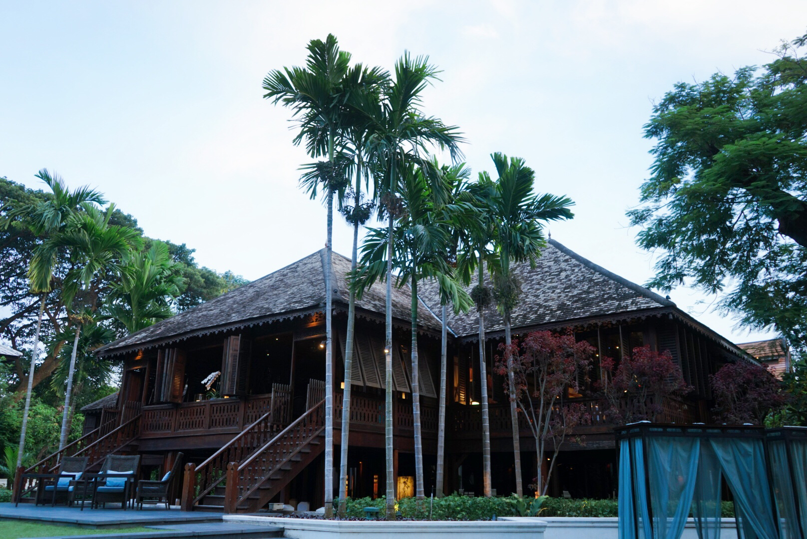 住进这家清迈的轻奢酒店，才知道，原来泰国旅行可以哪都不用去