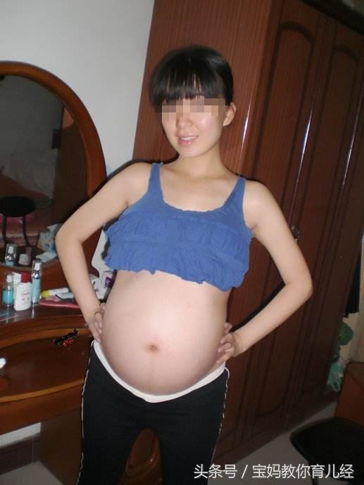 新生儿出生8天，下身出血紧急就医，不料医生检查后却笑了