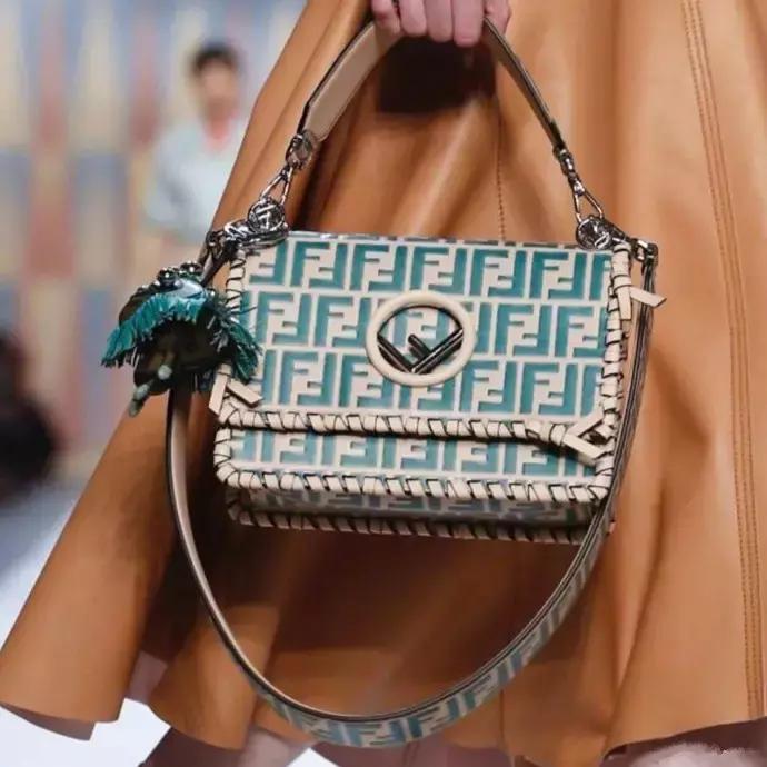 我发誓！这些包包你们都还没入手……