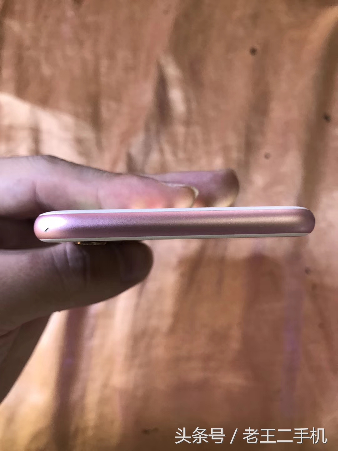 iphone玫瑰金的机型,iphone玫瑰金和金色哪个好看