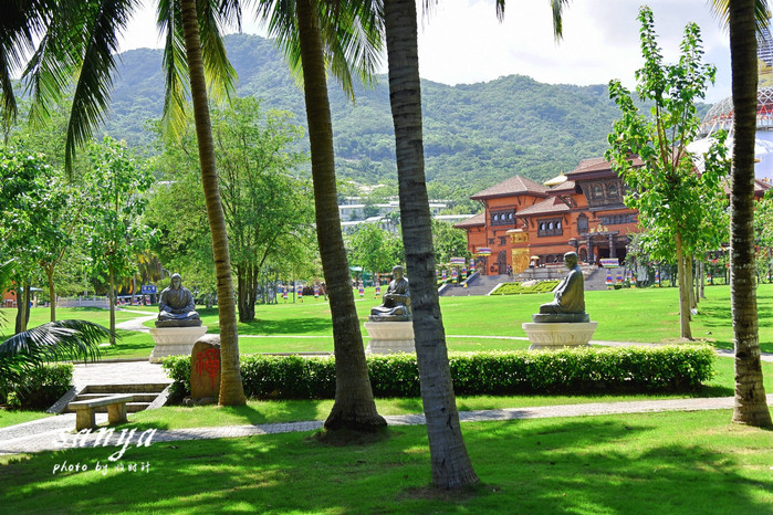 天堂很远中国很近,天堂很远扎西尼玛