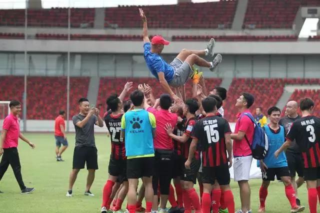 肇庆第一足球队,广东肇庆恒泰队