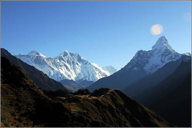 珠穆朗玛峰西坡大本营海拔多少,海拔最高的山峰是珠穆朗玛峰