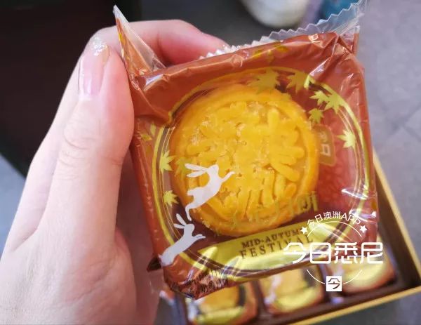 暗访:悉尼华人商铺被曝卖假美心月饼,老板称自己也是受害者