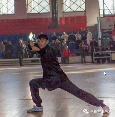 鹿晗是体育全能神，吴彦祖是极限大咖，明星都有哪些新技能