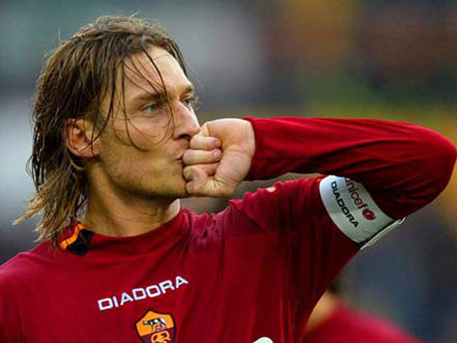 托蒂意甲传奇狼王,罗马狼王托蒂退役