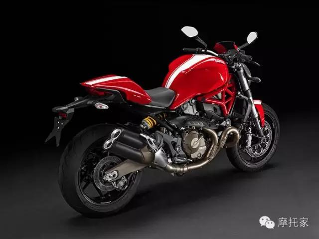 杜卡迪82118款和19款差别,大魔鬼摩托车杜卡迪经典款