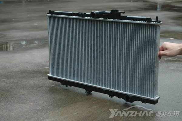 清洗汽车水箱正确方法,正确清洗汽车散热水箱视频教程