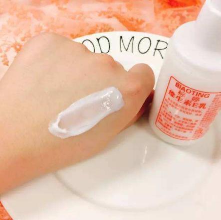 正确的遮瑕护肤步骤,学会化妆技巧完美遮瑕