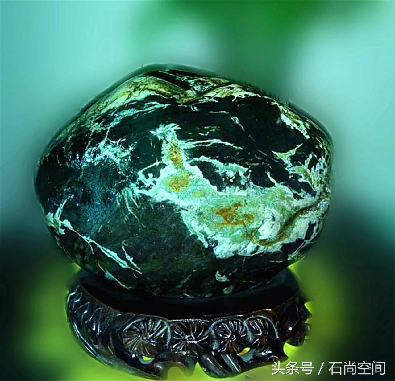 月是故乡明全集免费观看,月是故乡圆电视剧全集