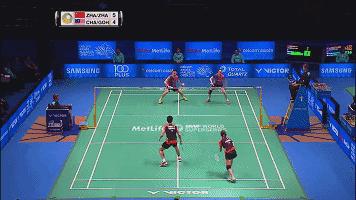 双打防守如何可以又高又远,双打站位靠前怎么防止对方拖后场