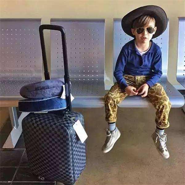 假期余额不足你开始紧张了吗,假期余额不足你是否已充值