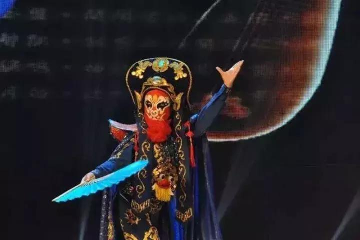 巴赛丹妮惊艳全场,巴赛丹妮是哪的人