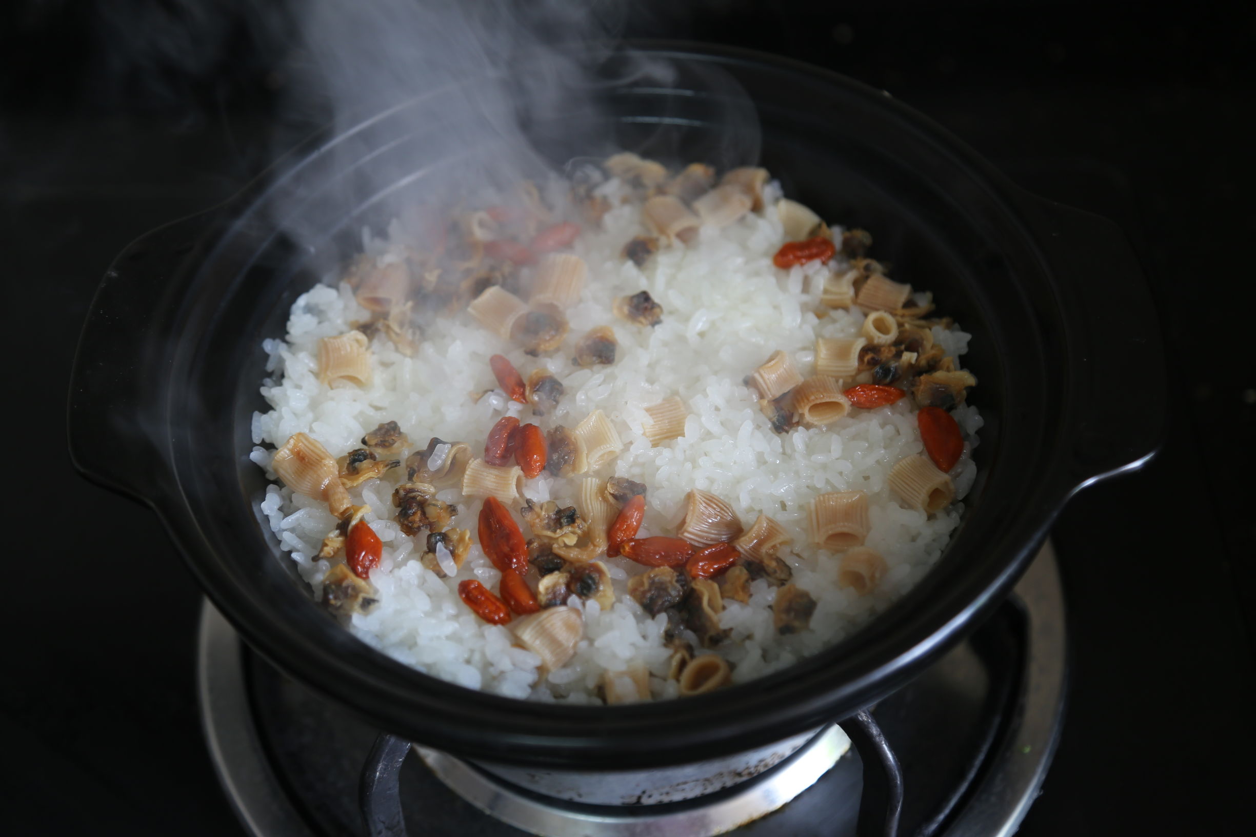 教你做正宗煲仔饭,怎么做出地道的煲仔饭