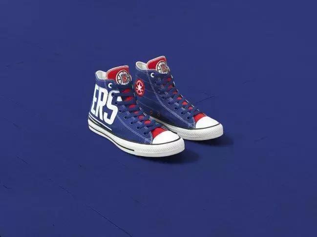 我的天,匡威居然把球衣裁开做了鞋面!